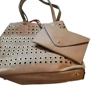 Beige Grommet No Brand Tote Handbag Tote